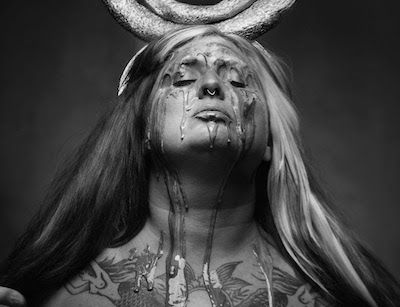 SARAH McCOY, más allá del&nbsp;blues