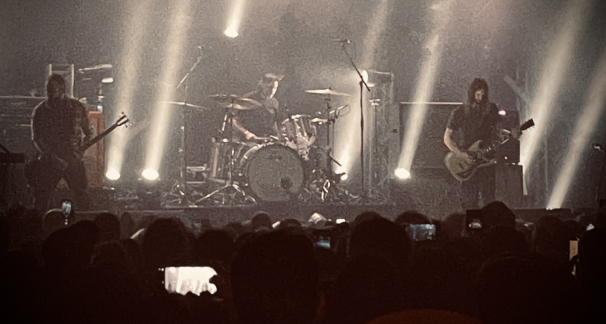 RUSSIAN CIRCLES NOQUEAN A UNA AUDIENCIA ENTREGADA