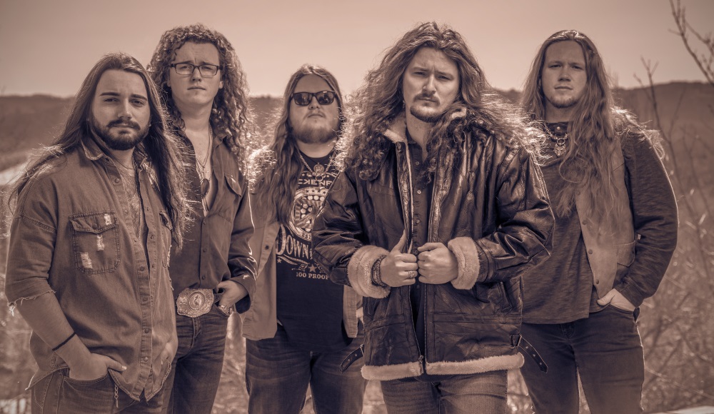 THE GEORGIA THUNDERBOLTS. SUREÑOS&nbsp;SALVAJES