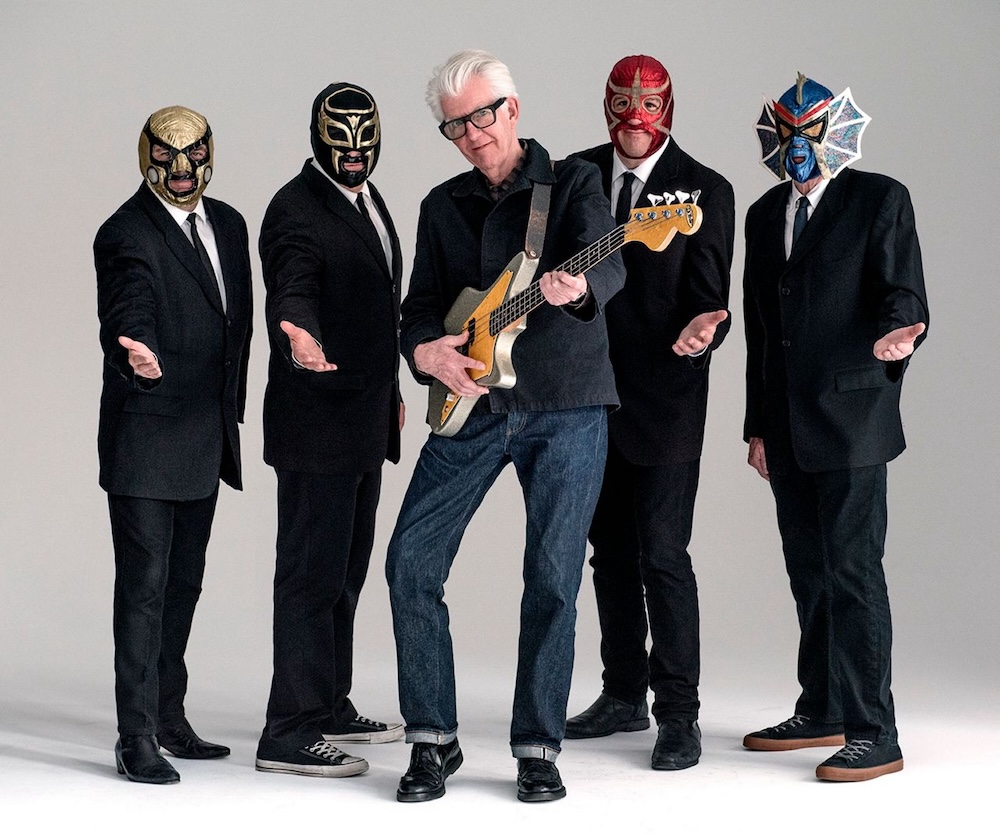 NICK LOWE VUELVE CON LOS ENMASCARADOS&nbsp;STRAITJACKETS