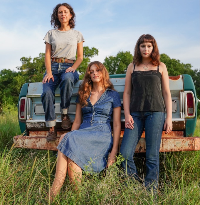 GUTHRIE FAMILY SINGERSfeat. SARAH LEE&nbsp;GUTHRIE