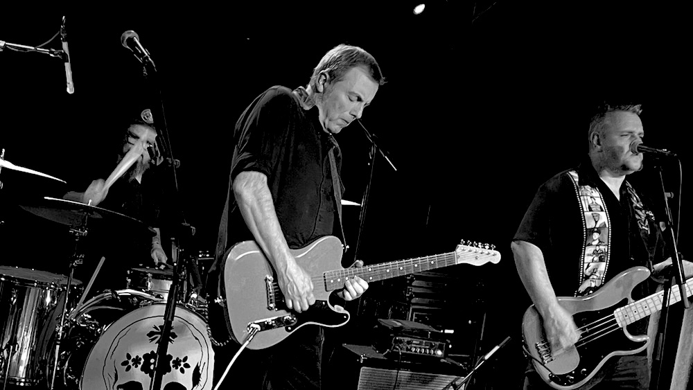 HENDRIK RÖVER: «NO HEMOS TENIDO QUE CONVERTIRNOS EN UN GRUPO TRIBUTO DE NOSOTROS MISMOS»