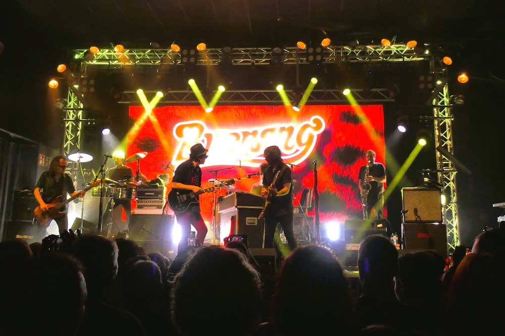 BURNING. BIENVENIDOS A UNA LAAAARGA NOCHE DE ROCK’N’ROLL