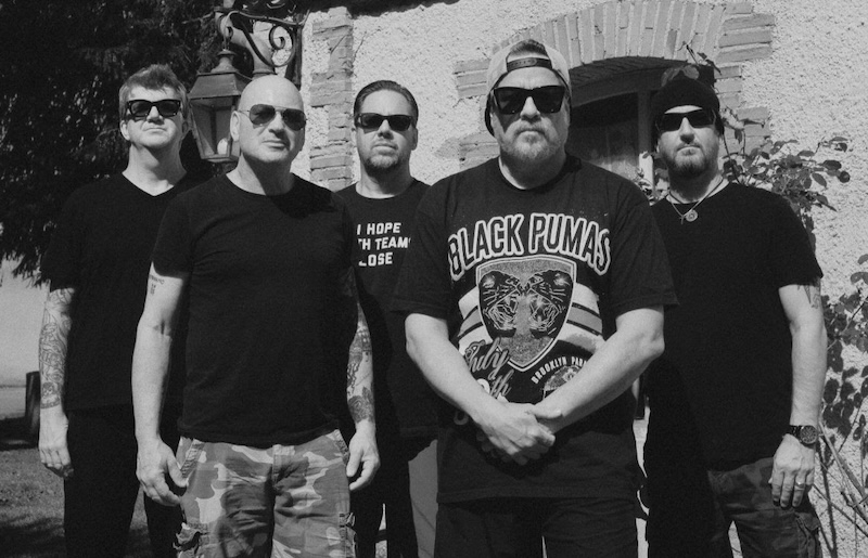 HERMANO LIBERA SU CONCIERTO EN EL HELLFEST 2026 Y EDITAN NUEVO ÁLBUM EN&nbsp;VIVO