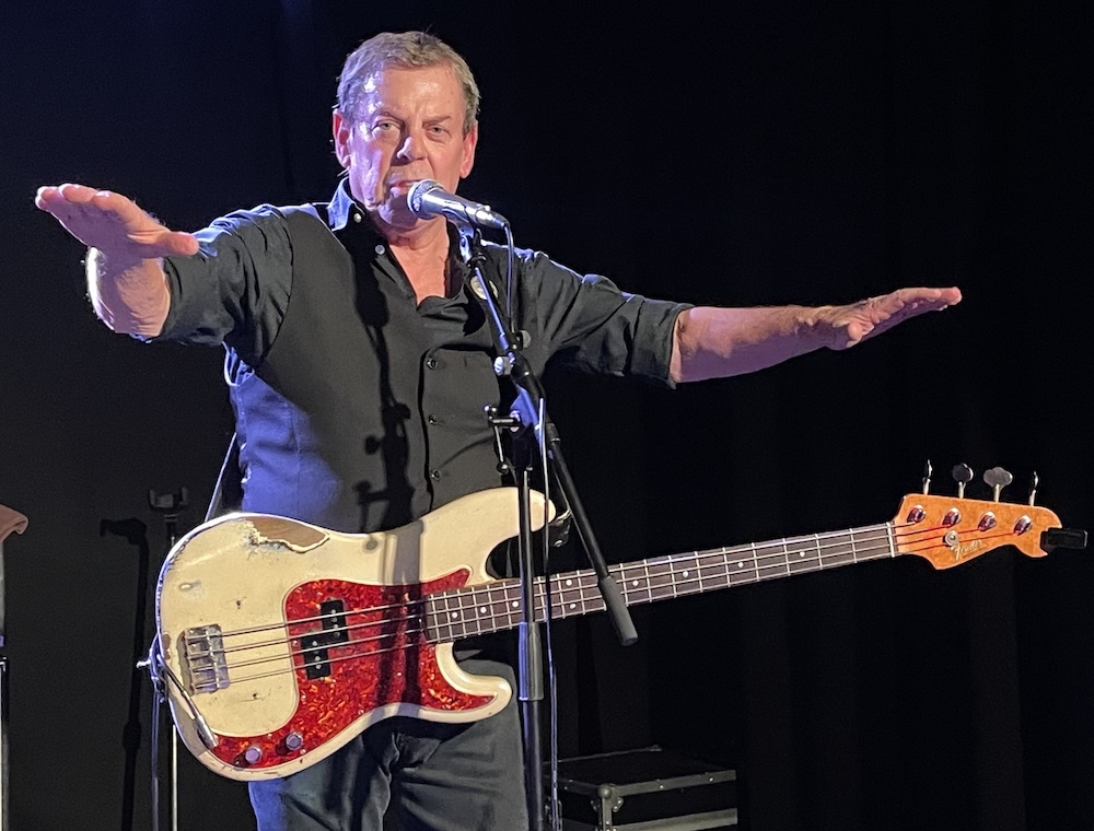 BAND OF FRIENDS SIEMPRE&nbsp;CONVENCEN