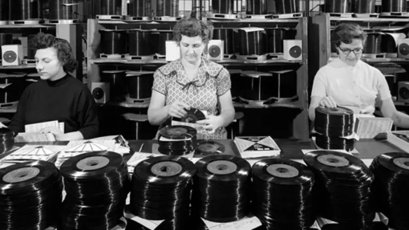 EFEMÉRIDES: EL SINGLE A 45&nbsp;RPM