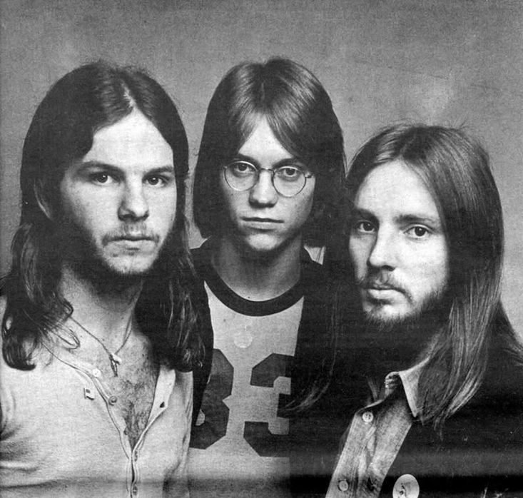 EFEMÉRIDES: HORSE WITH NO&nbsp;NAME