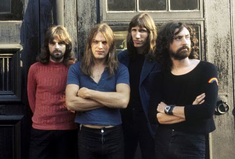 PINK FLOYD PUBLICA EL DIRECTO DE LOS ANGELES SPORTS ARENA, 26 DE ABRIL DE&nbsp;1975