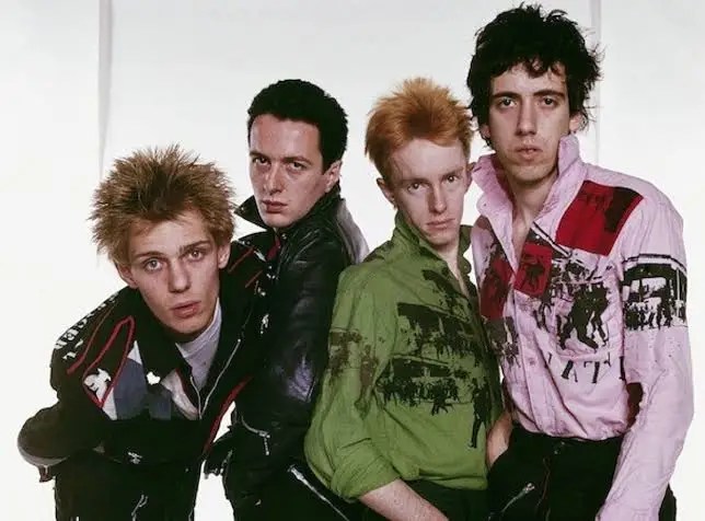 THE CLASH, EL DISCO QUE CAMBIÓ EL PUNK&nbsp;ROCK