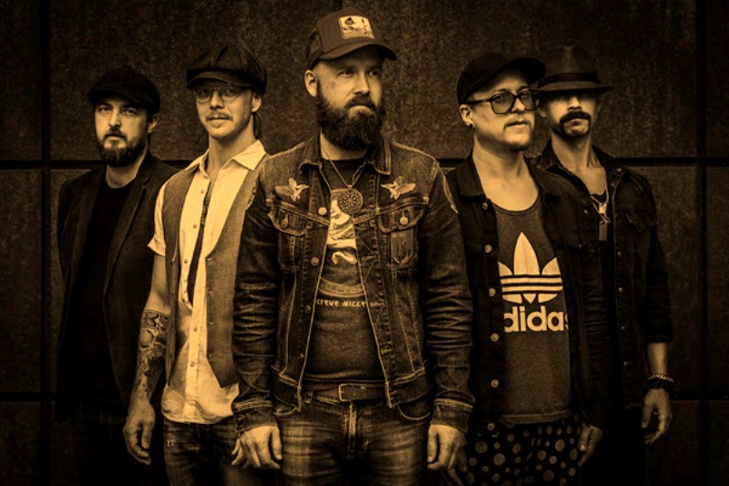 GIN LADY EDITA DIRECTO GRABANDO EN SU GIRA POR LA PENÍNSULA EN&nbsp;2025