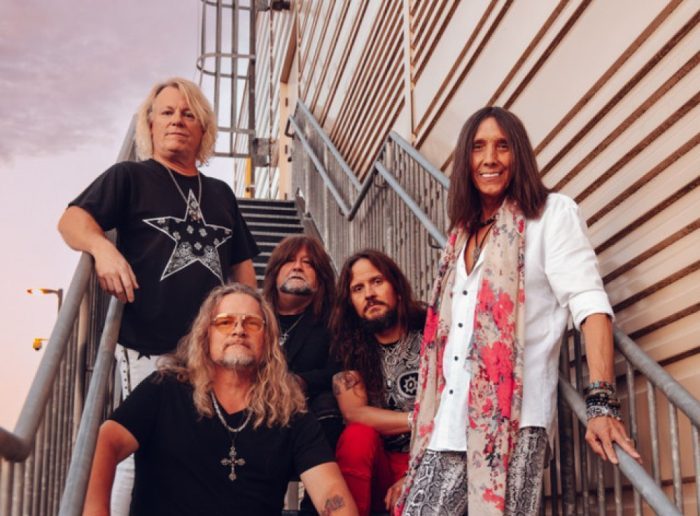 TESLA, NUEVO ÁLBUM DE&nbsp;COVERS