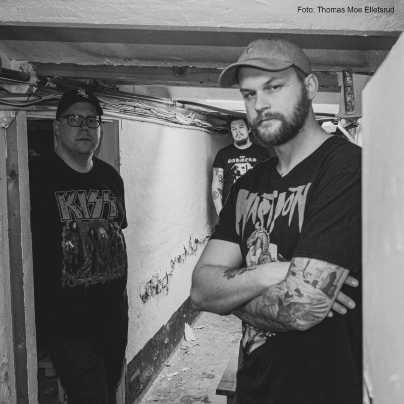 10.000 YEARS SINGLE Y VIDEOCLIP ADELANTO DE ESOX LUCIFER
