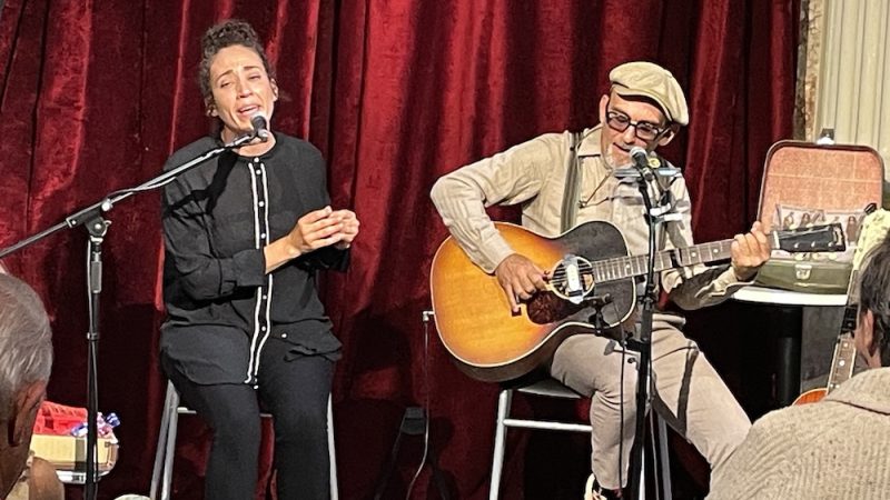 EARLY BLUES EN EL MUSEO CON JOHNNY BIG STONE & SWEET MARTA