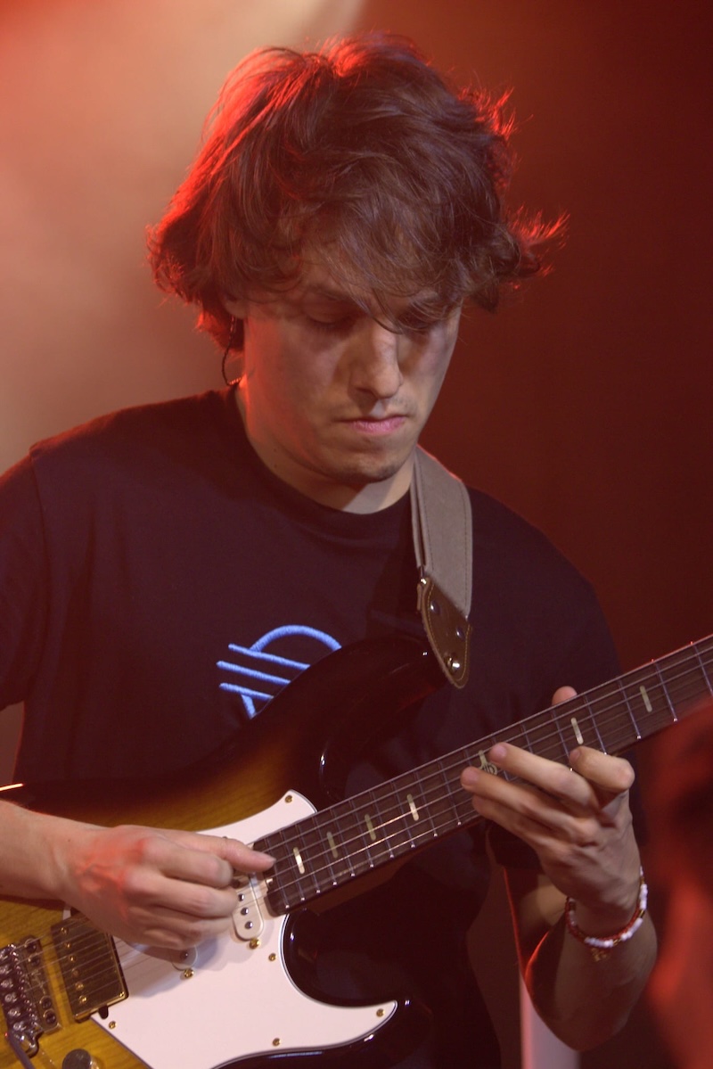 MATTEO MANCUSO EN APOLO