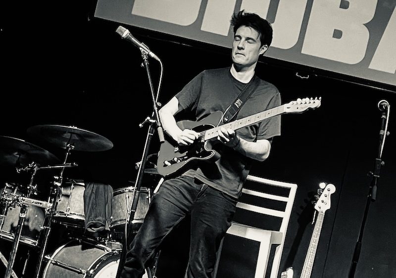 JACK MOORE PLAYS GARY MOORE