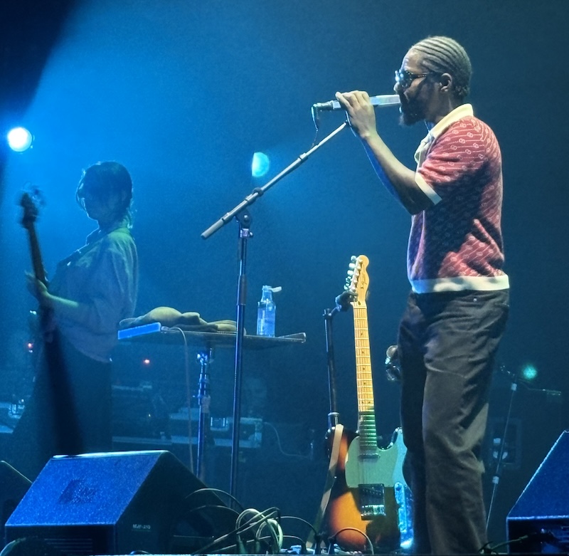 CURTIS HARDING Y SU SOUL LUMINOSO, ELEGANTE Y REPOSADO